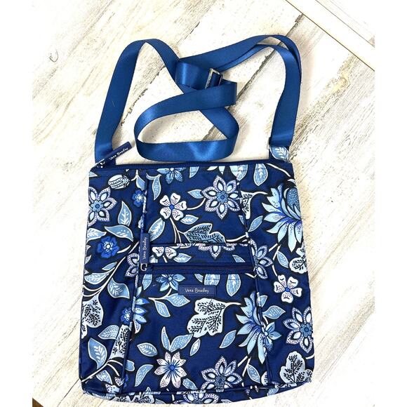 Vera Bradley Women Hipster Blue White Nylon Tropics Tapestry Crossbody Purse NEW - Picture 1 of 8